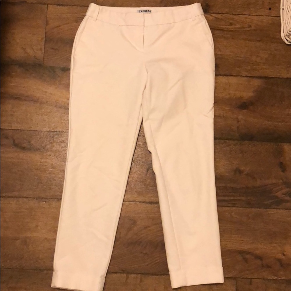 Express white ankle pant. Size 0